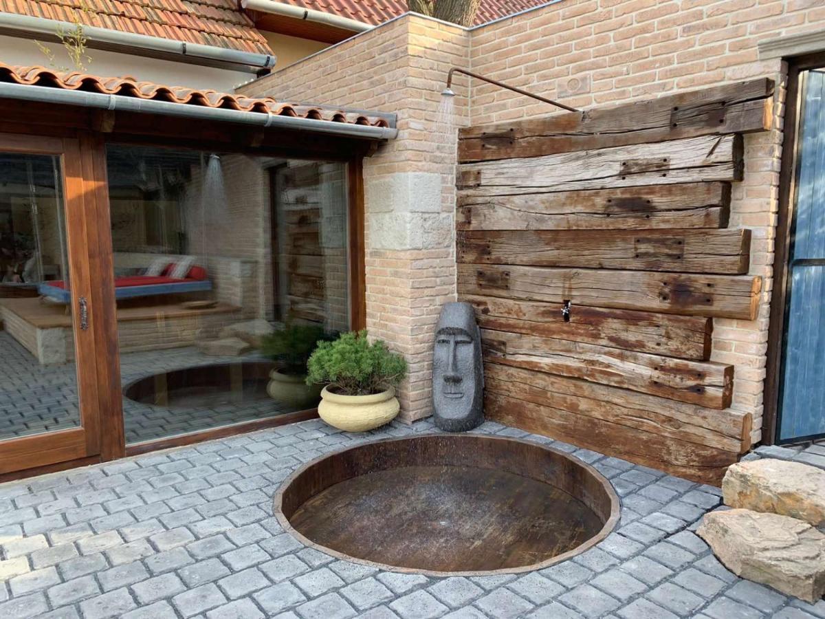 Resident Wellness Vendégház Békéscsaba Exterior foto